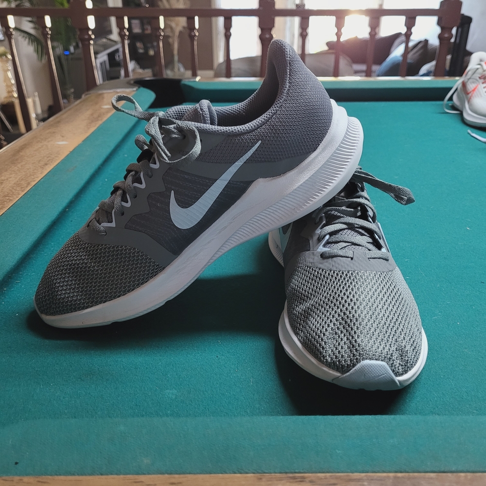 Nike Downshifters Gray and White Running Shoes